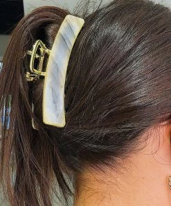 She She Boutique Classic Metal Hair Claw - Gray ACCESSORIES