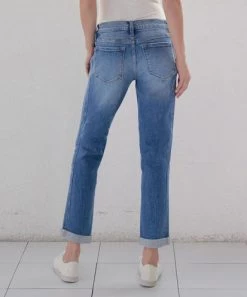 She She Boutique Slim Boyfriend Jeans - Medium Wash