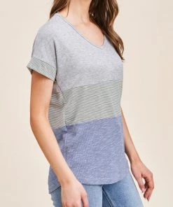 She She Boutique CLOTHING Color Block Top - Light Grey/Olive