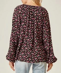 She She Boutique Floral Blouse - Black