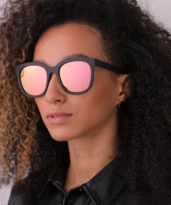 She She Boutique Freyrs Taylor Sunglasses - Black/Pink NEW ARRIVALS