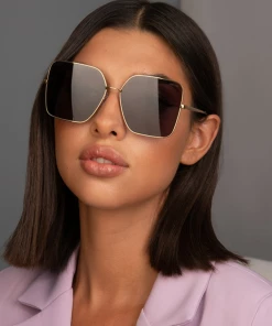 She She Boutique Freyrs Dream Girl Sunglasses - Gold/Grey