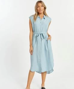 She She Boutique Reverie Dress - Jolie Wash