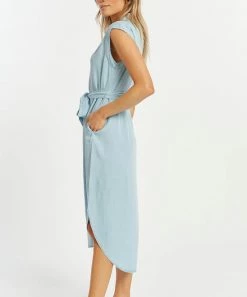 She She Boutique Reverie Dress - Jolie Wash