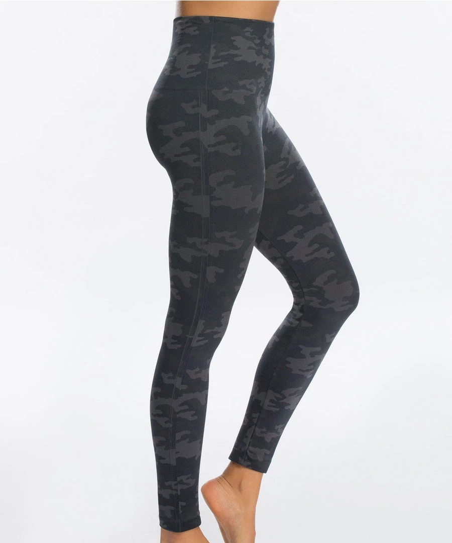 CLOTHING Spanx Look At Me Now Legging - Black Camo 4 CLOTHING Spanx Look At Me Now Legging - Black Camo