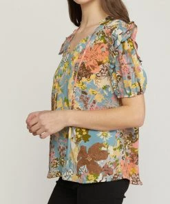She She Boutique Floral V-Neck Top - Dusty Blue CLOTHING