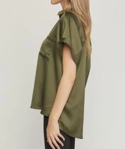 She She Boutique CLOTHING Short Sleeve Satin Top - Olive