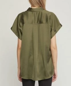 She She Boutique CLOTHING Short Sleeve Satin Top - Olive