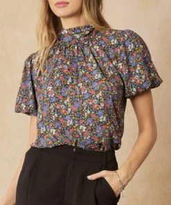 She She Boutique Floral Print Bubble Sleeve Top - Black Combo