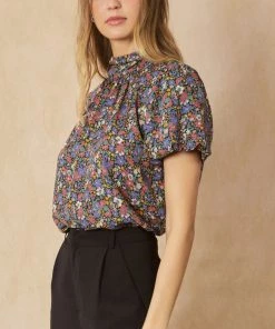 She She Boutique Floral Print Bubble Sleeve Top - Black Combo