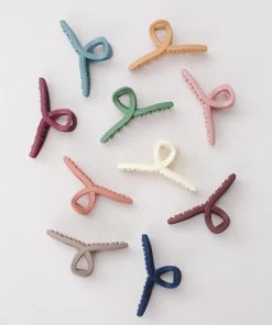 She She Boutique ACCESSORIES Matte Pretzel Shape Hair Clip - Variety Of Colors (Select In Drop Down)